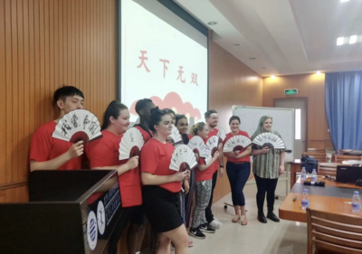【國際學(xué)子】王藝卓:持續(xù)努力 遇見更好的自己