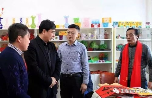 精準(zhǔn)扶貧暖民心 喜氣迎新福滿門 哈爾濱工業(yè)美術(shù)設(shè)計(jì)學(xué)校參加精準(zhǔn)扶貧經(jīng)驗(yàn)交流會暨送福下鄉(xiāng)文化活動